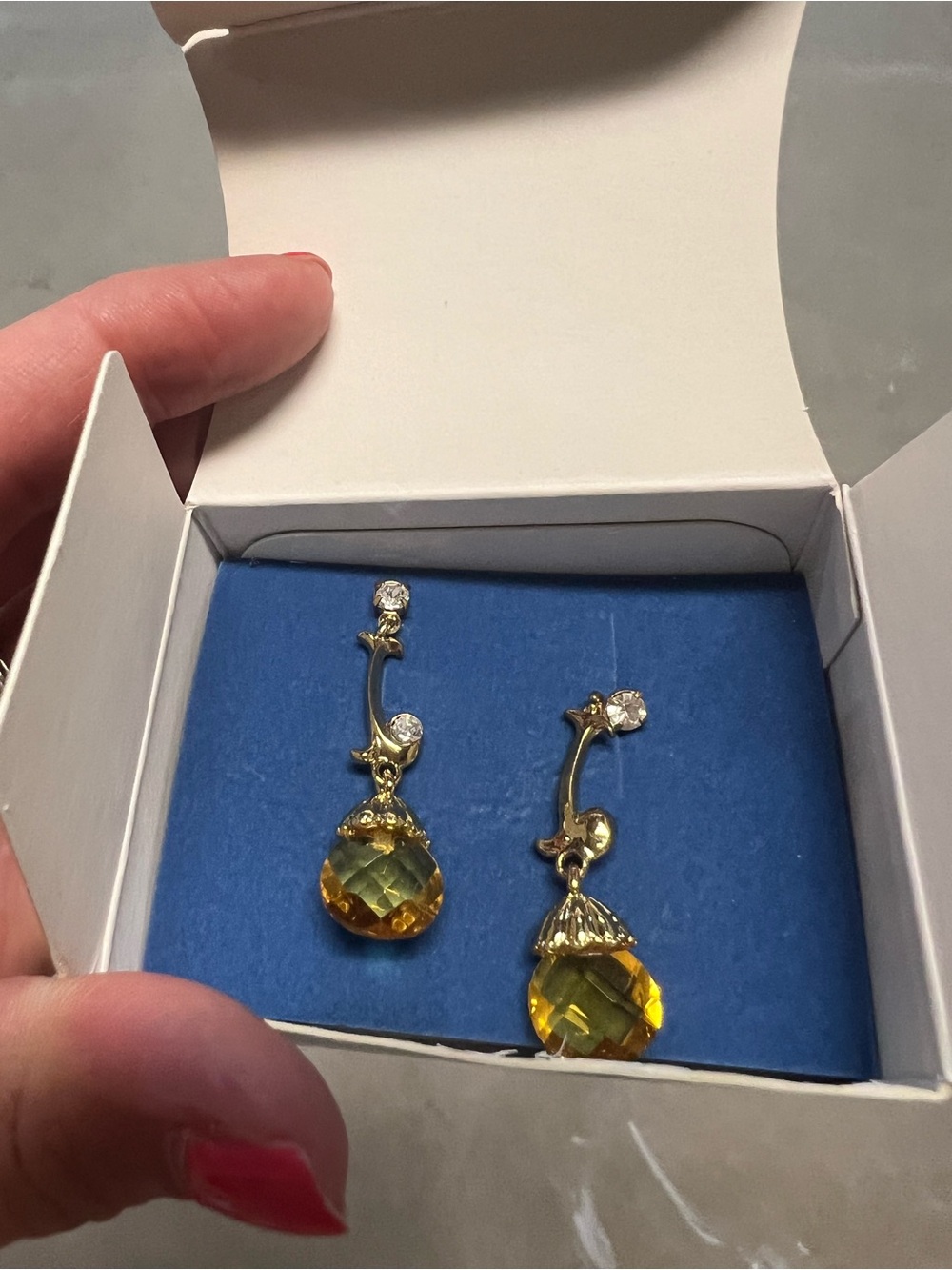Avon Gold-Tone Earrings with Yellow Crystal Drops